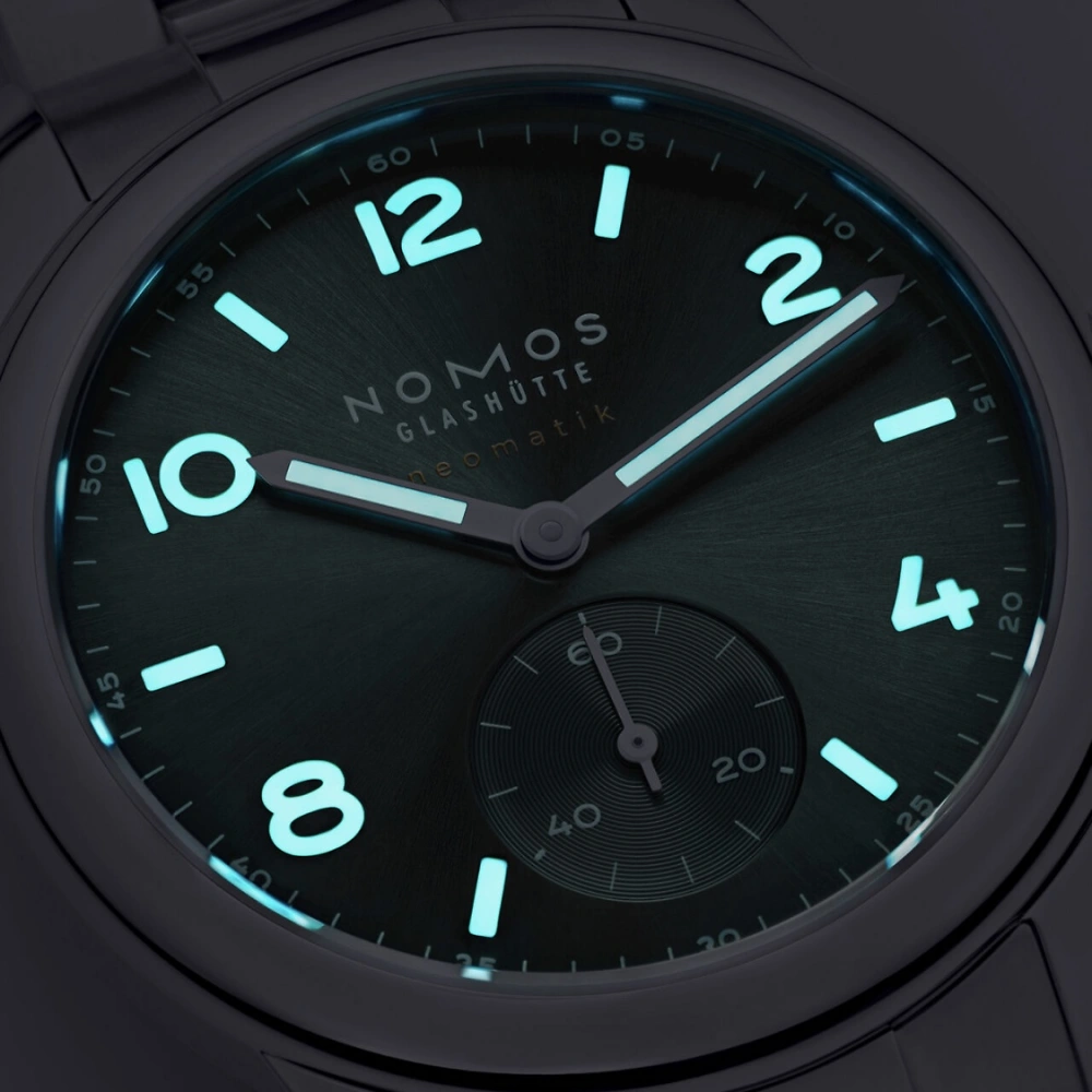 NOMOS Club Sport | neomatik petrol