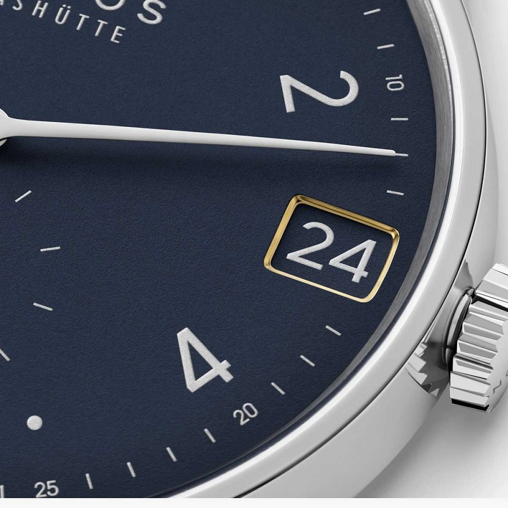 NOMOS Minimatik | Datum blau