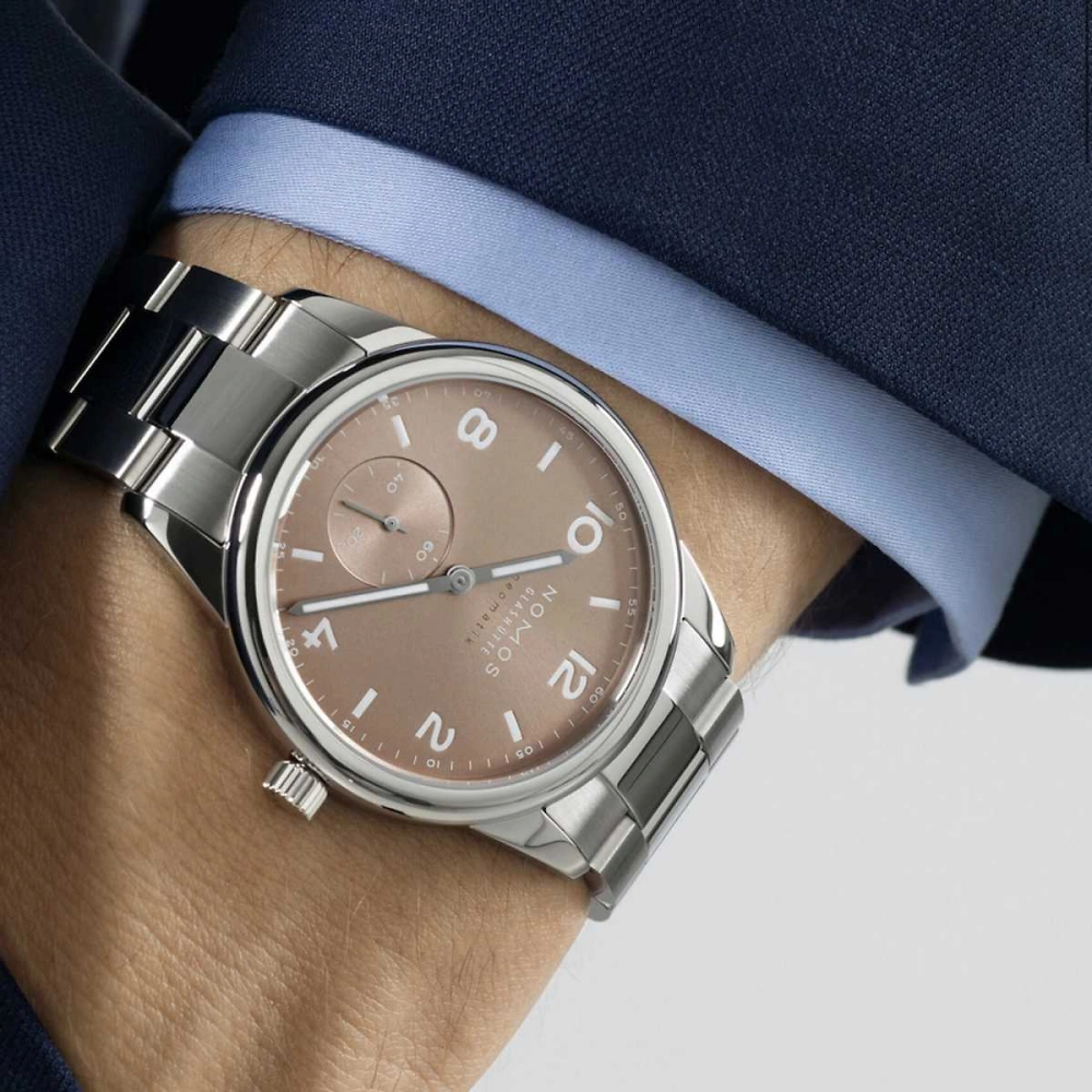 NOMOS Club | neomatik 39 ember