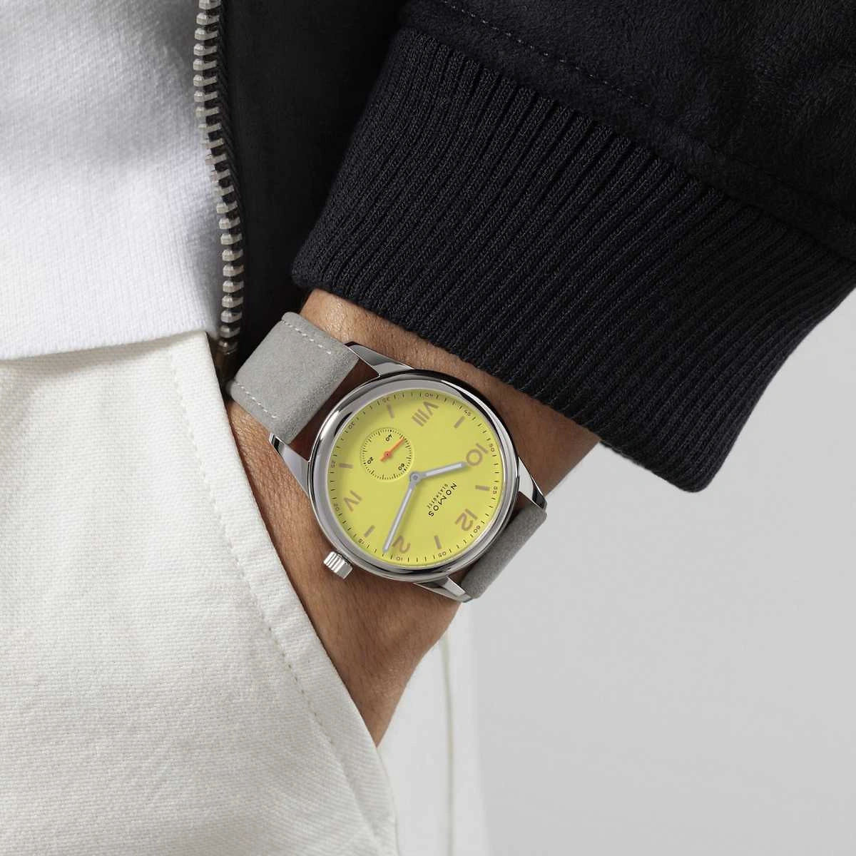 NOMOS Club Campus | 38 starlight