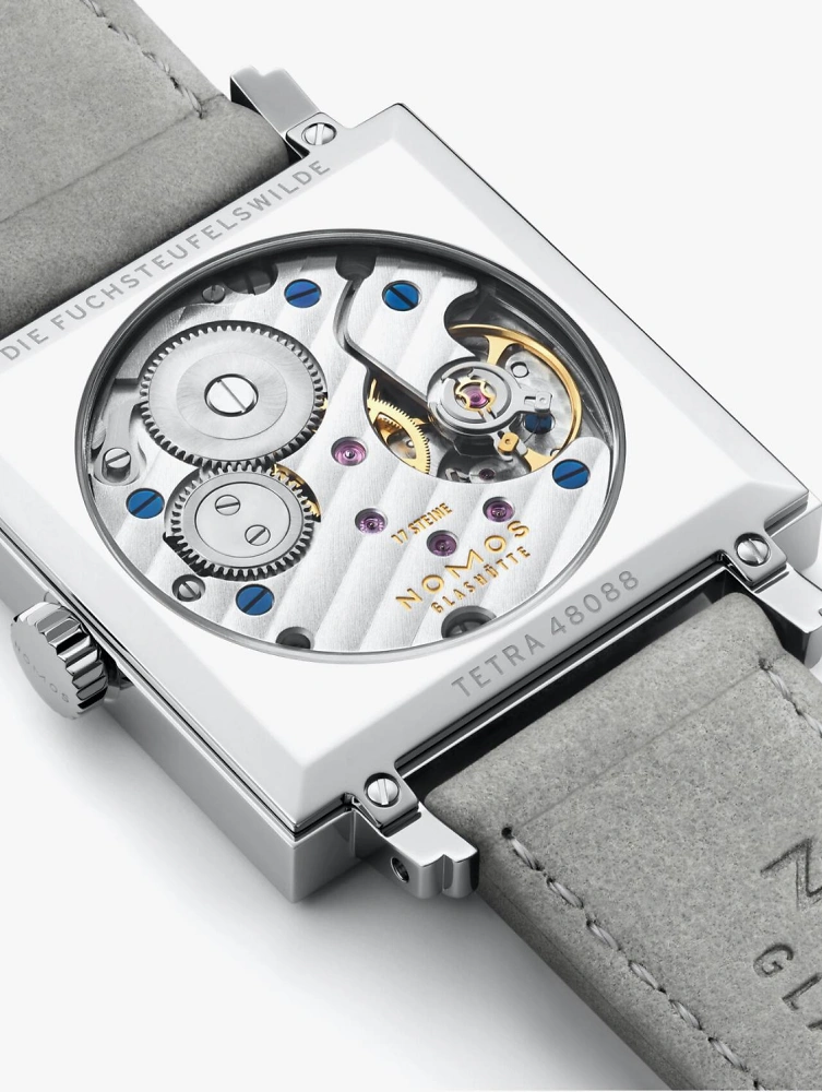 NOMOS Tetra | Die Fuchsteufelswilde