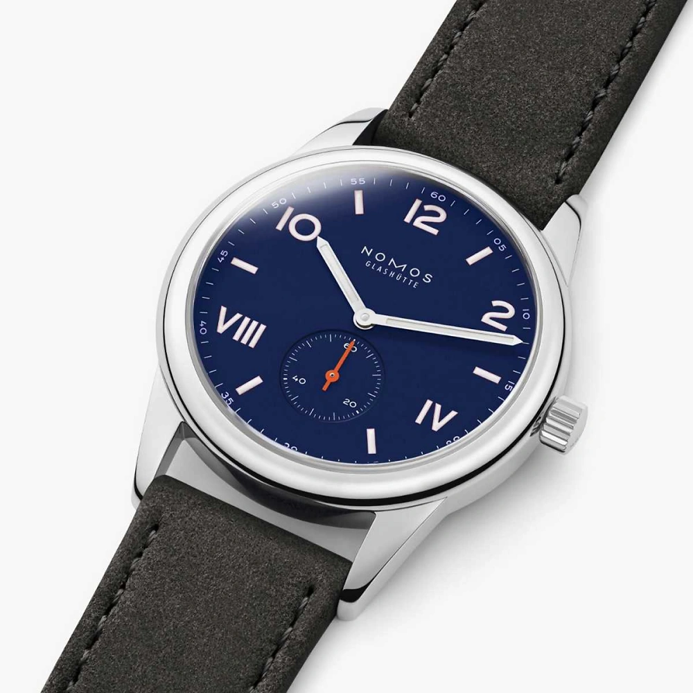 NOMOS Club Campus | 38 night sky
