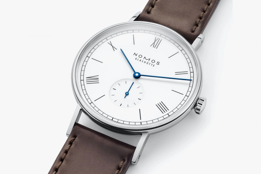 NOMOS Ludwig | 38 emailleweiss