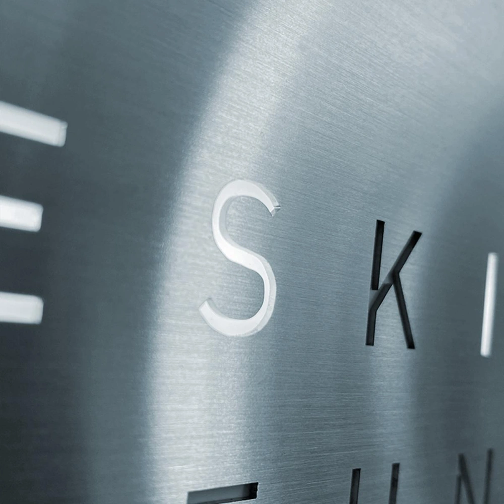 QLOCKTWO EARTH 90 | Stainless Steel