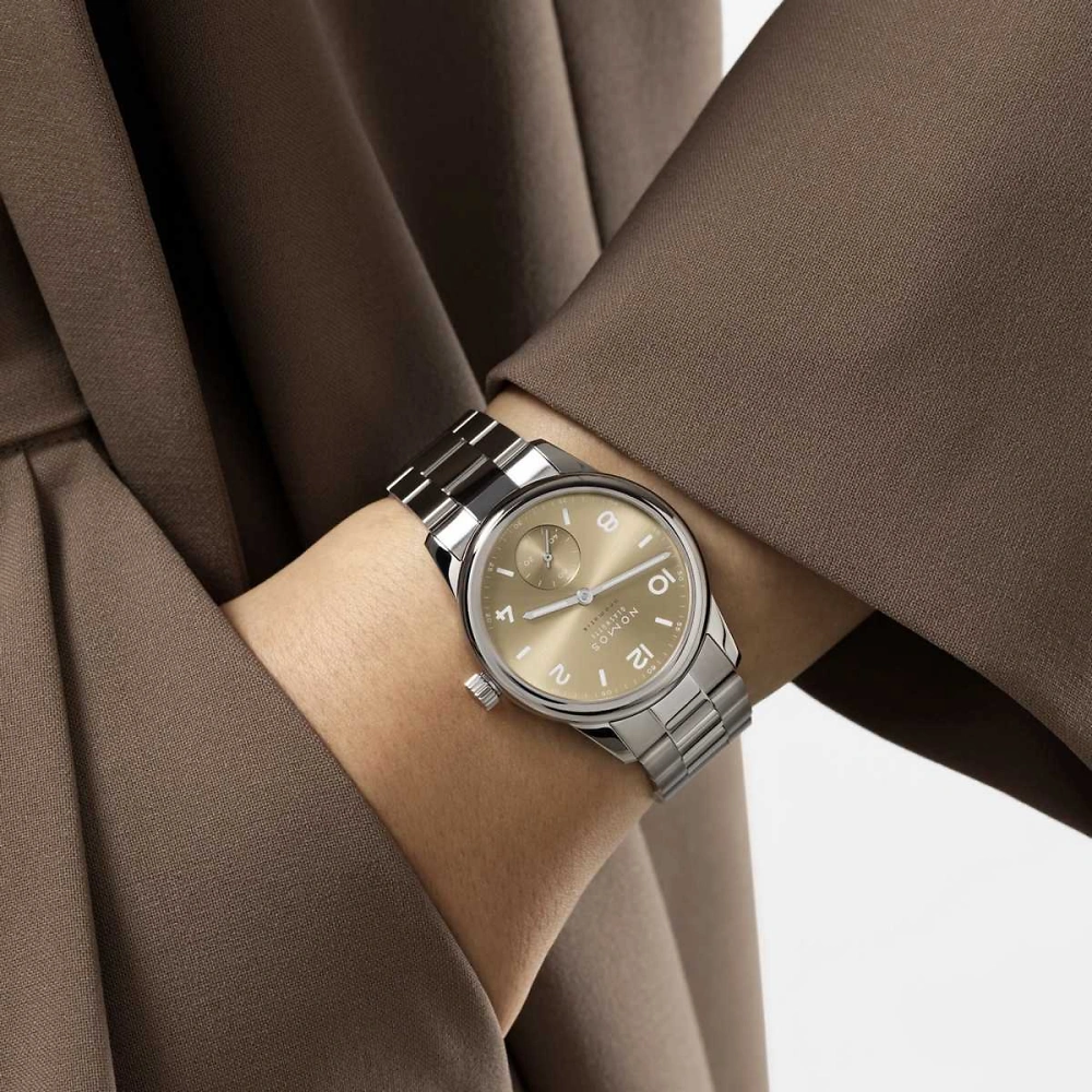 NOMOS Club Sport | neomatik 34 gold