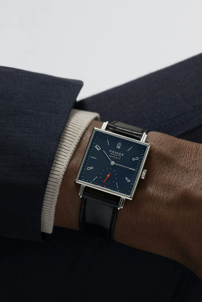 NOMOS Tetra | neomatik 39 nachtblau