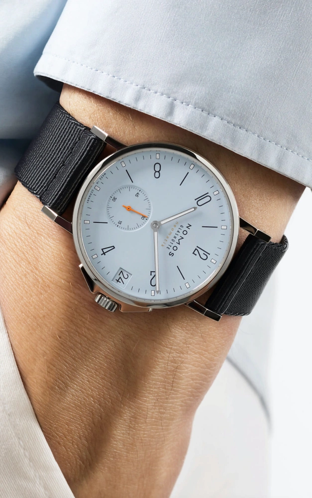NOMOS Ahoi | neomatik 38 Datum sky