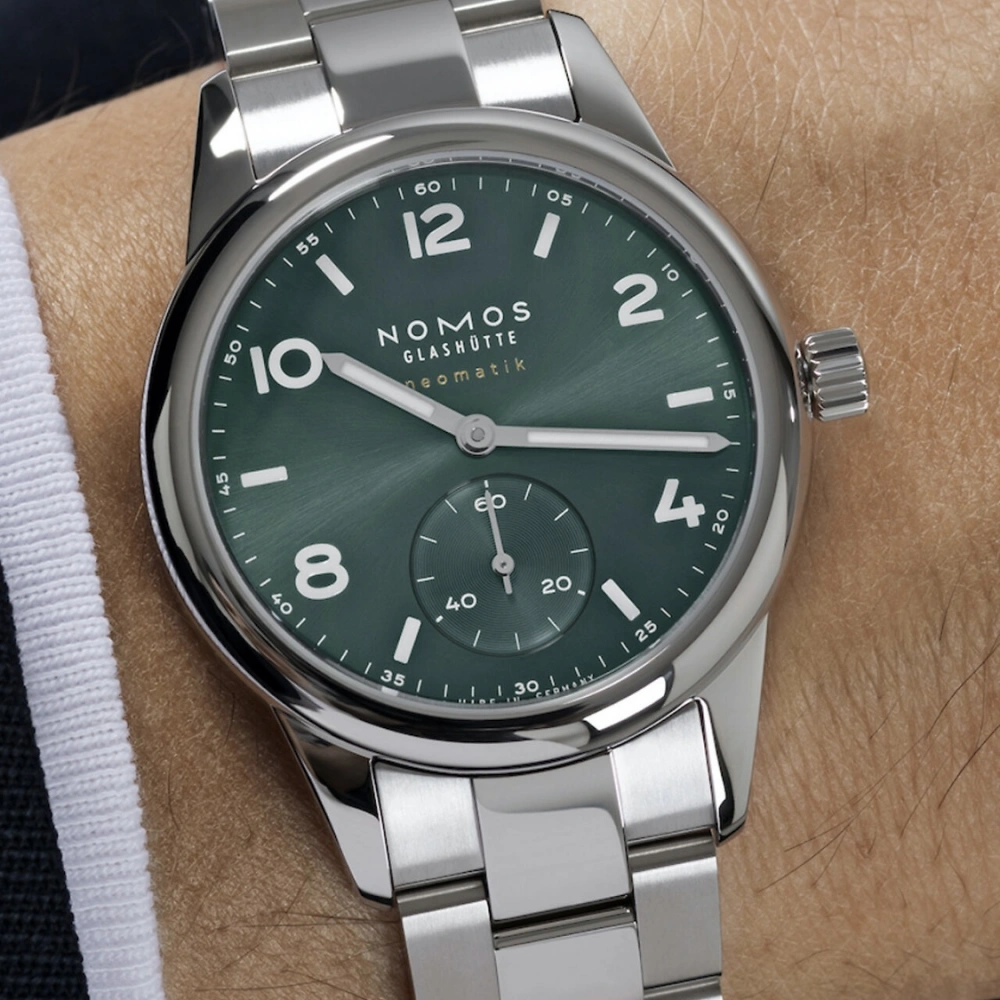 NOMOS Club Sport | neomatik petrol