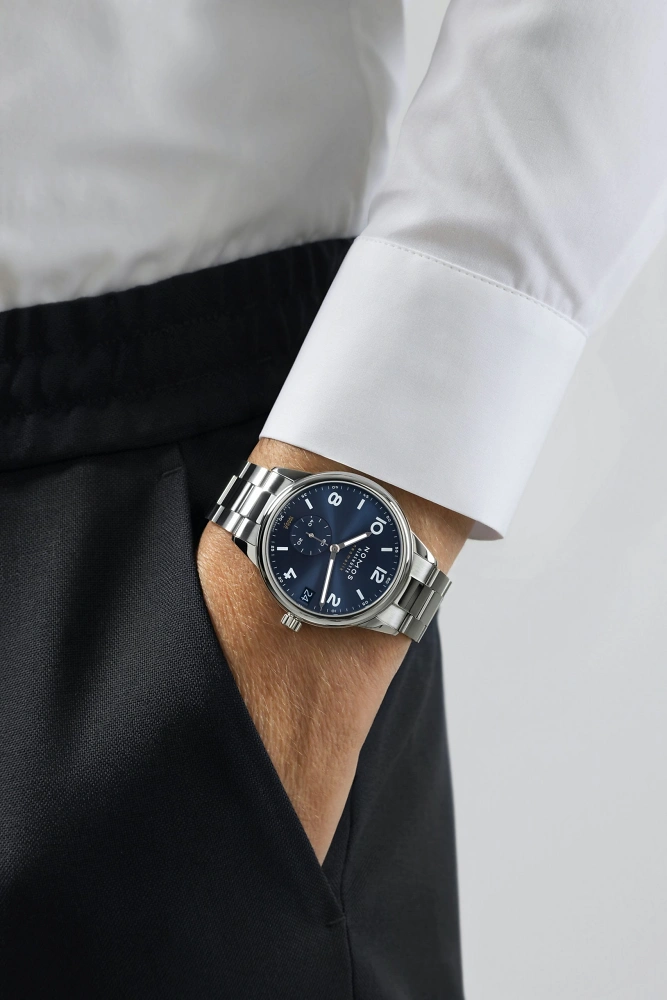 NOMOS Club Sport | neomatik 42 Datum blau