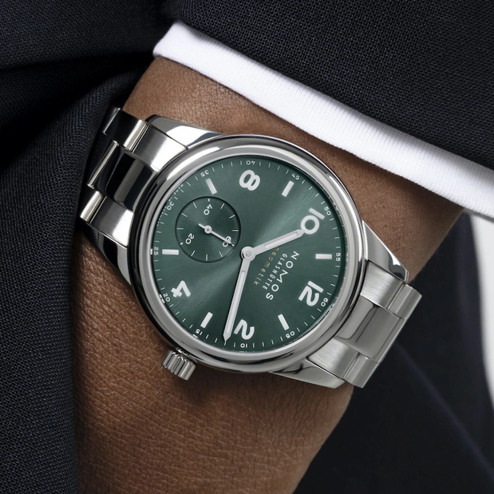 NOMOS Club Sport | neomatik petrol