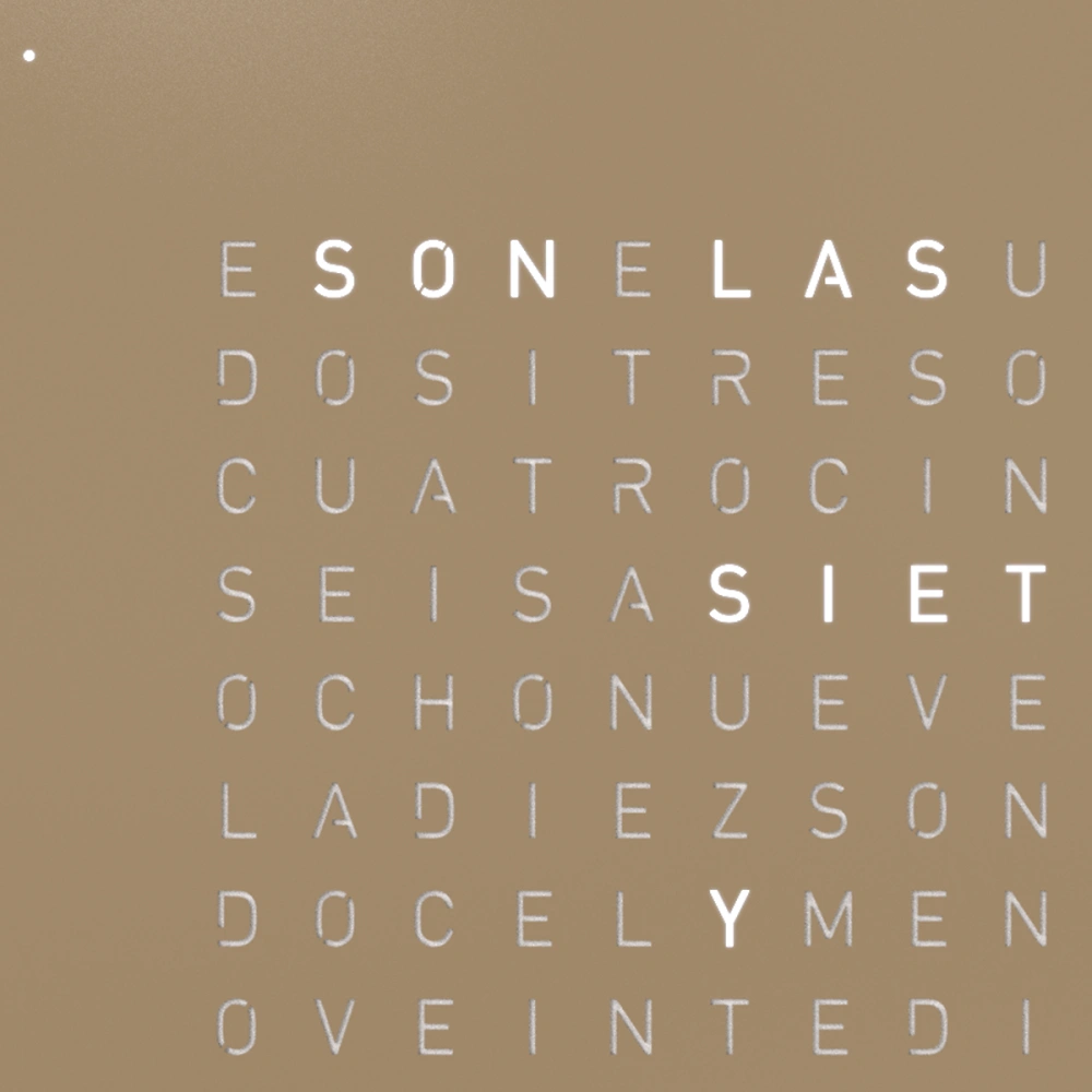 QLOCKTWO EARTH 45 - Monochrom Edition Hazelnut