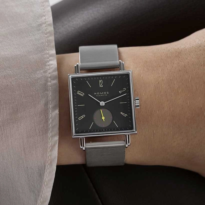 NOMOS Tetra | Basalt