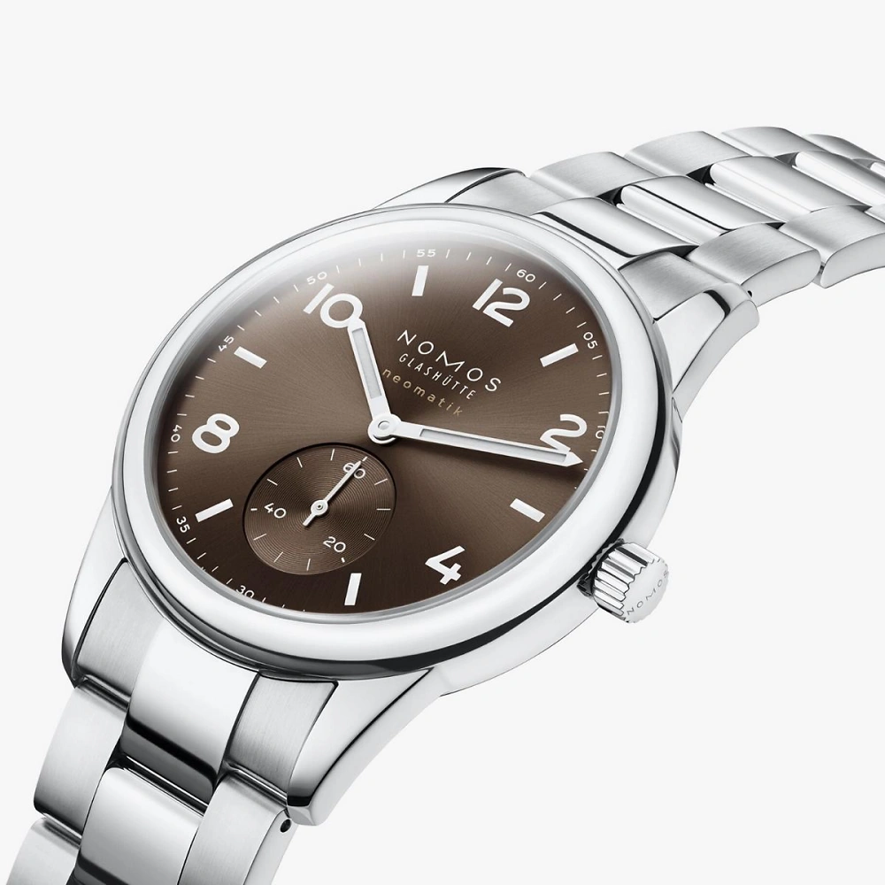 NOMOS Club Sport | neomatik 39 tabac