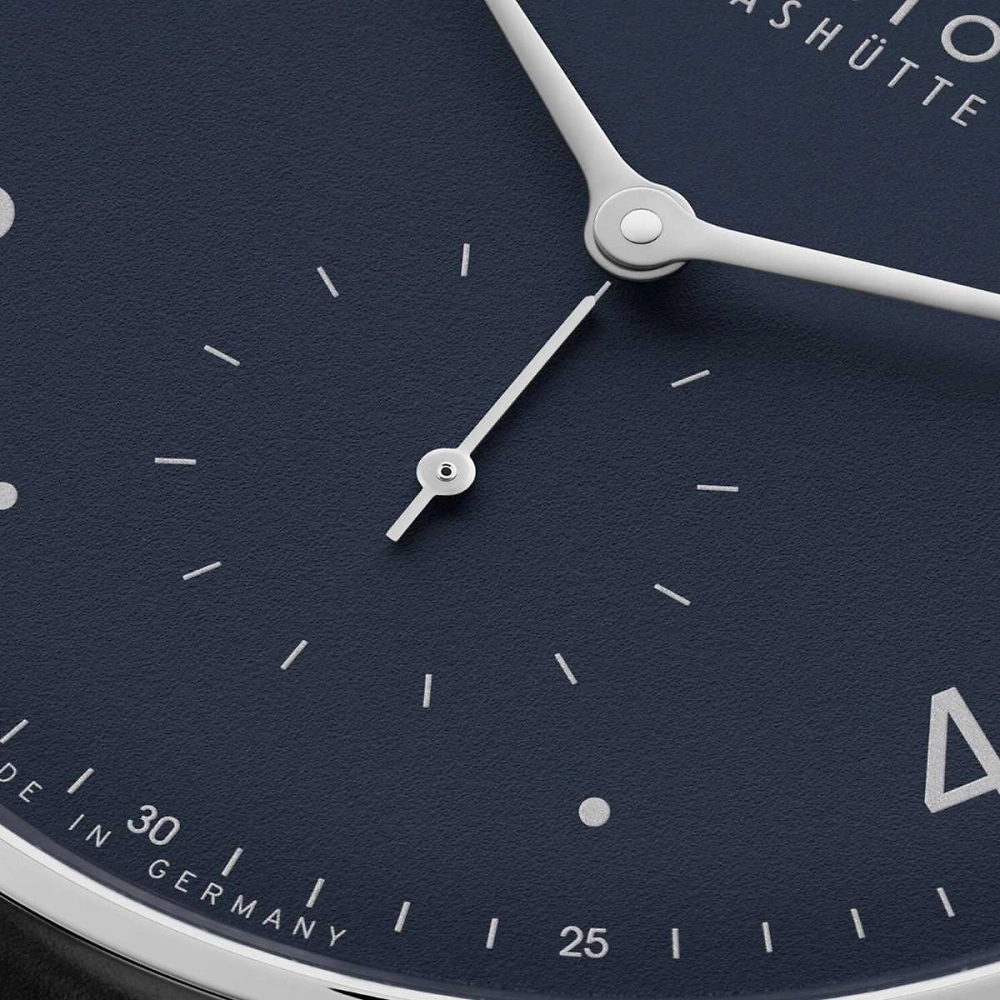 NOMOS Minimatik | Datum blau