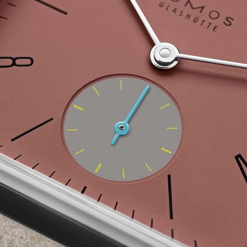 NOMOS Tetra | Terra