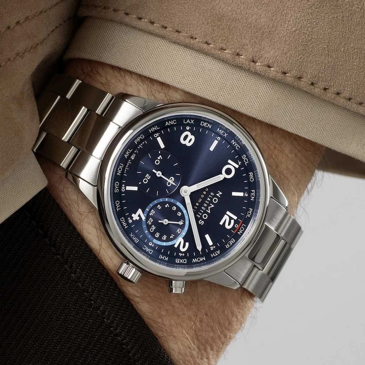 NOMOS Club Sport | neomatik Weltzeit Blau