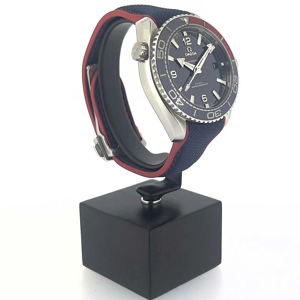 OMEGA Seamaster Planet Ocean