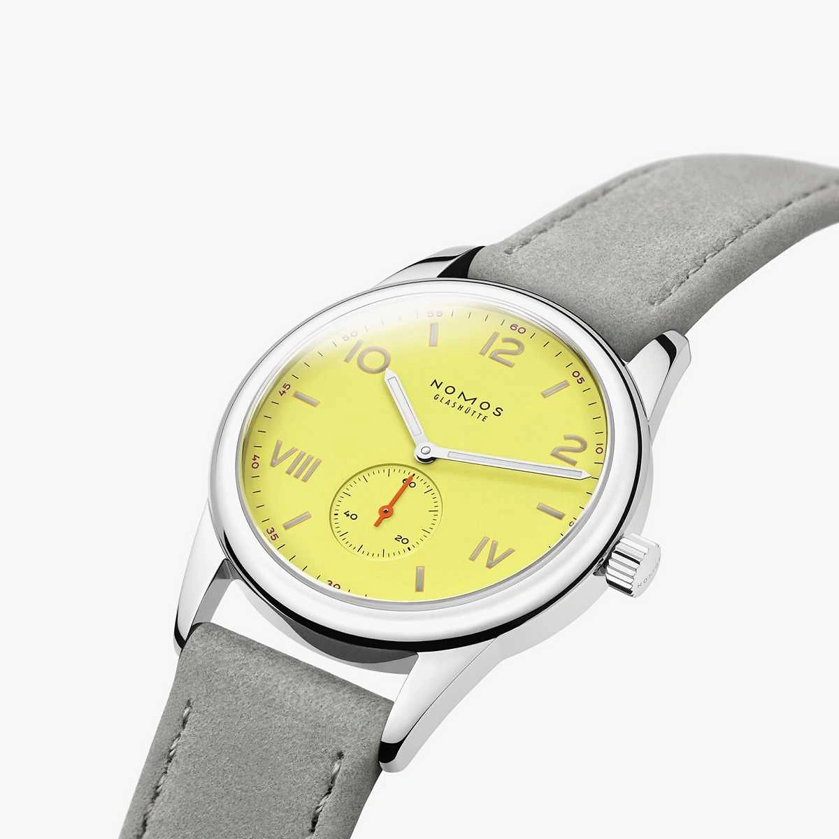 NOMOS Club Campus | 38 starlight