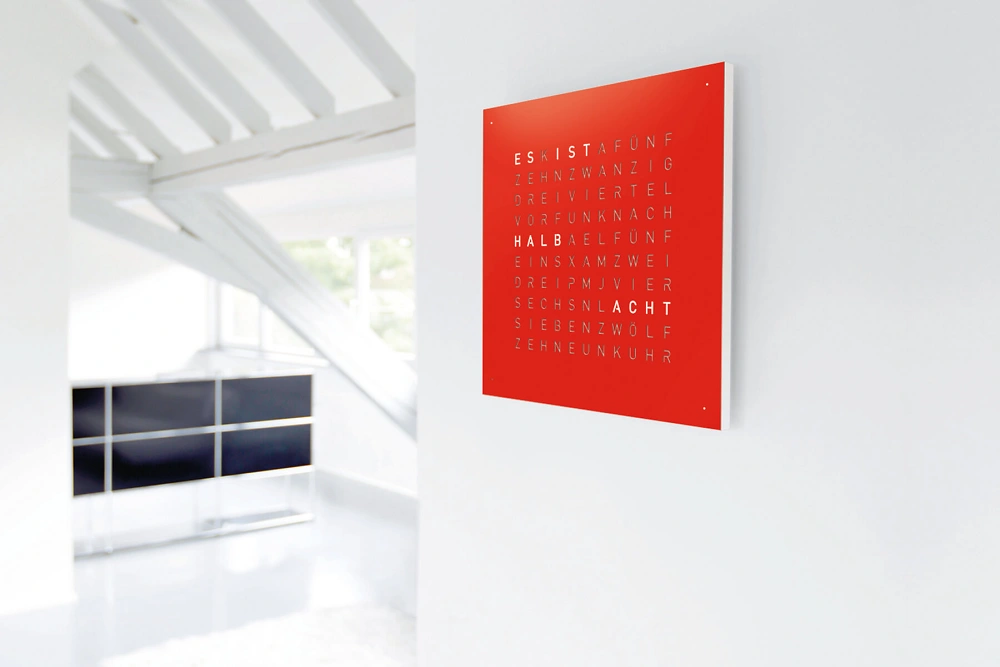 QLOCKTWO EARTH 90 | Red Pepper