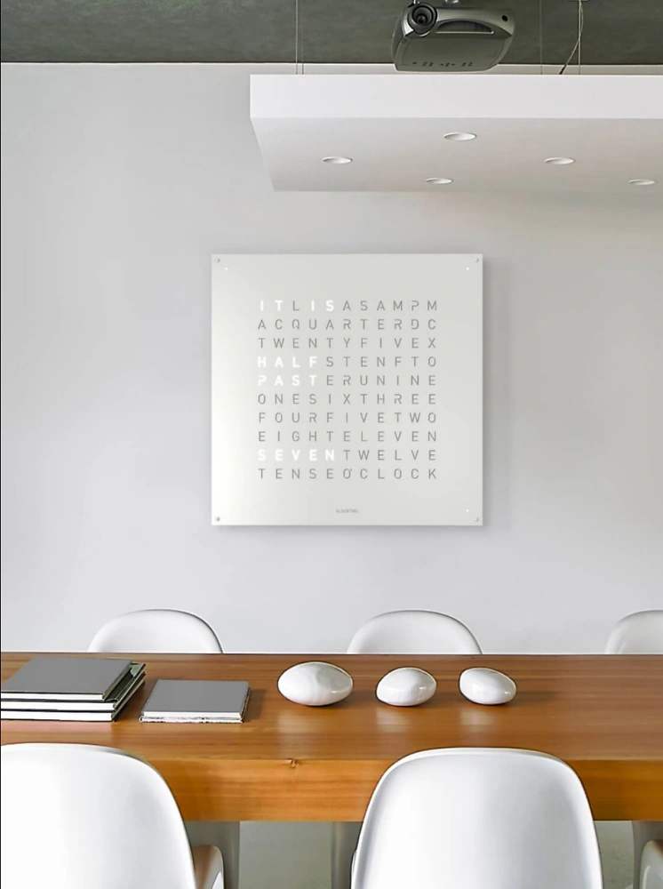 QLOCKTWO EARTH 90 | White Pepper