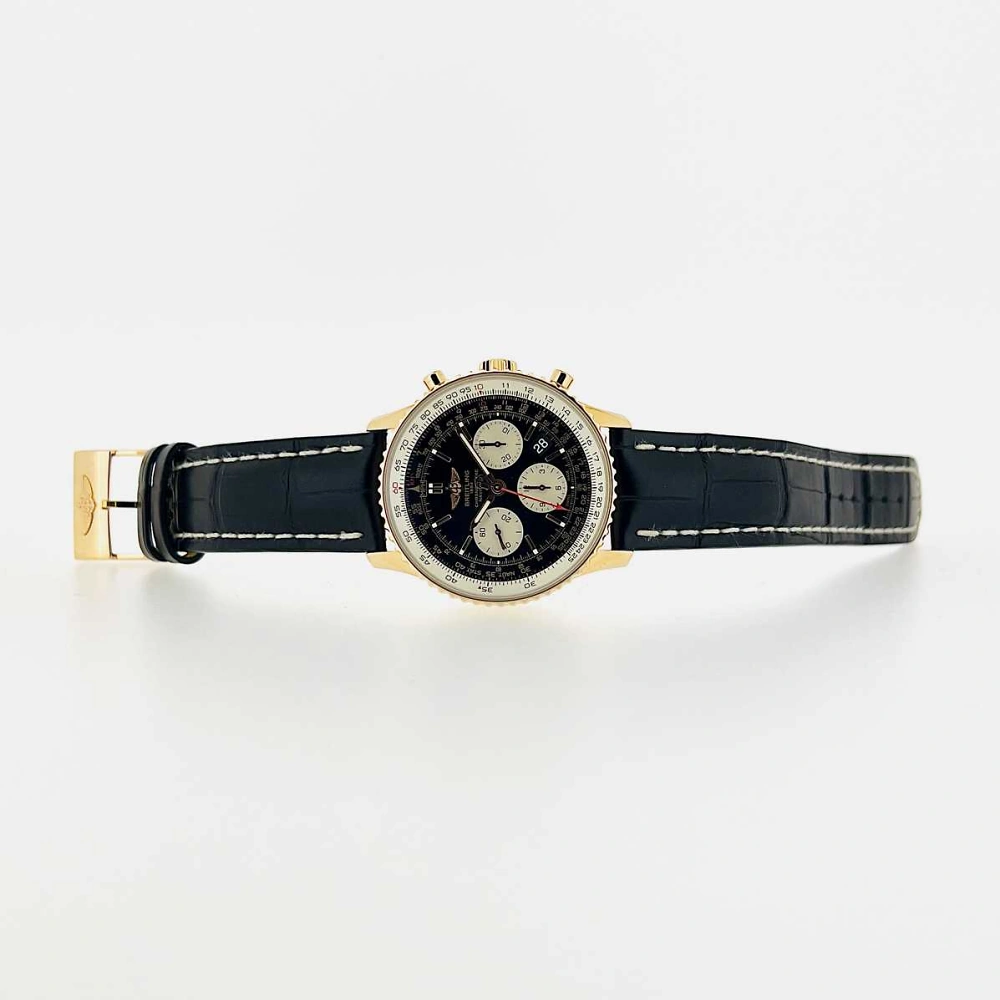 BREITLING Navitimer 01