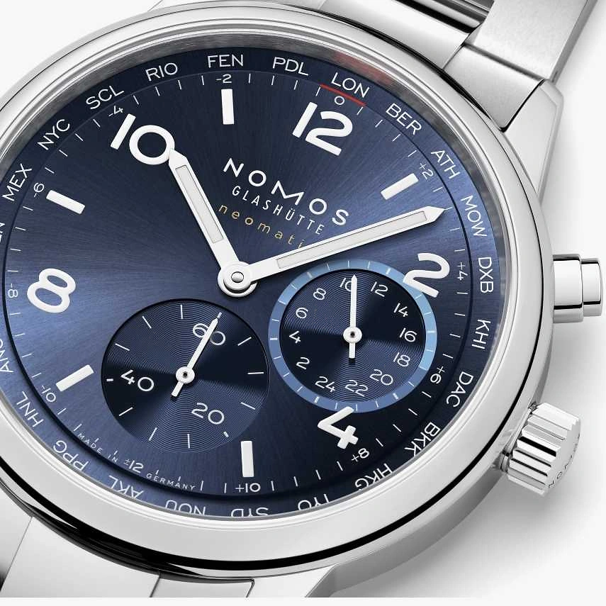 NOMOS Club Sport | neomatik Weltzeit Blau