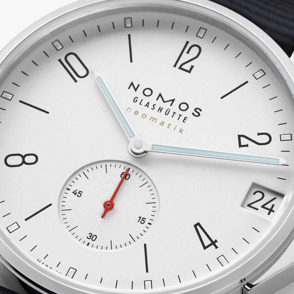 NOMOS Ahoi | neomatik 38 date