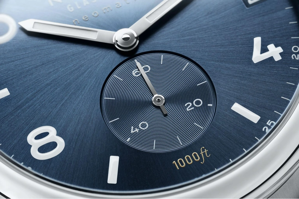 NOMOS Club Sport | neomatik 42 Datum blau