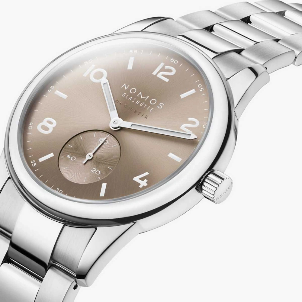 NOMOS Club | neomatik 39 ember