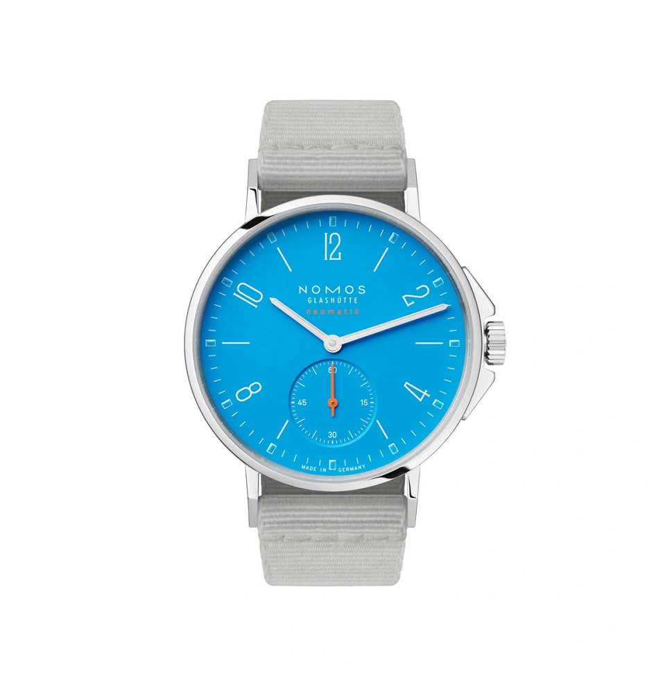 NOMOS Ahoi | neomatik signalblau