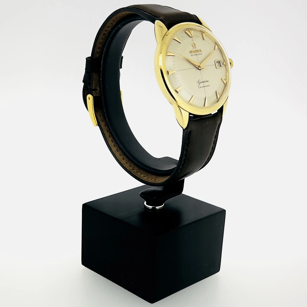 OMEGA Genève Calendar