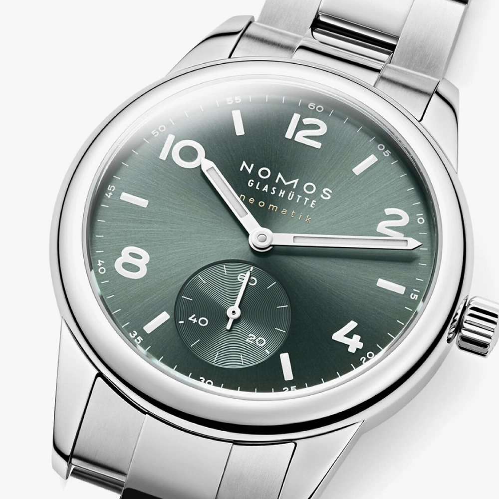 NOMOS Club Sport | neomatik petrol