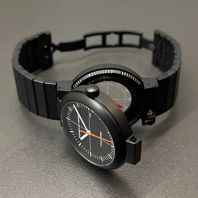1 PORSCHE DESIGN Compass - Zwei in Eins