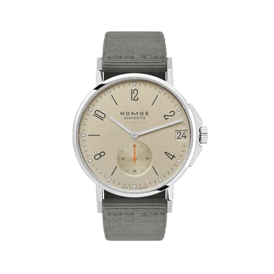 1 NOMOS Ahoi 527 Uhr von vorne