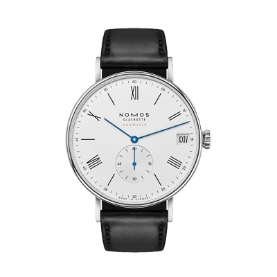 1 NOMOS Ludwig 262 Uhr von vorne