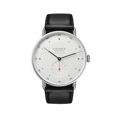 1 NOMOS Metro 1113 - Uhr von vorne